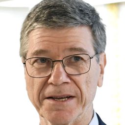 Jeffrey Sachs 飾演 Self