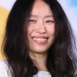 傅天余 - 本日公休導演