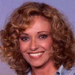 Silvia Tortosa 飾演 Gloria