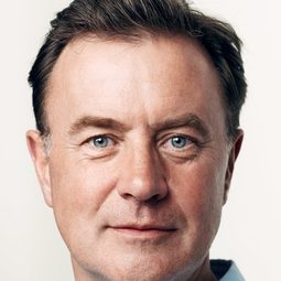 克里斯多福·維利爾斯 - The Little Riders演員 飾演2nd Lt. Muller