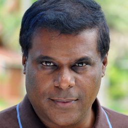 Ashish Vidhyarthi - Kyo Kii... Main Jhuth Nahin Bolta演員 飾演Karla Bhai