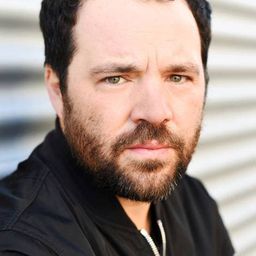 Daniel Wagner - 愛情唔上身演員 飾演Flo