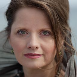 Else Torp 飾演 Self