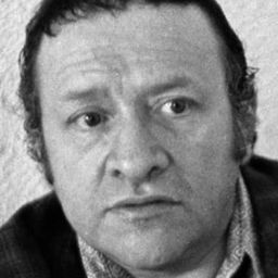 Joaquín García Vargas 飾演 