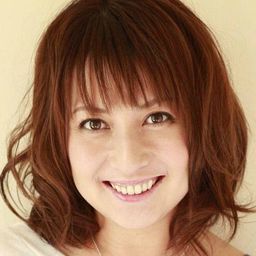 清水香里 飾演 Alice (voice)