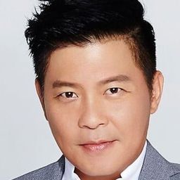 曾國城 飾演 Boss