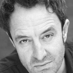 Simon Thorp - 奇蹟列車演員 飾演Mr. Hart