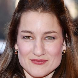 Marie Leuenberger 飾演 Diana