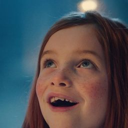 Miriram Kolstad Strand 飾演 Elise