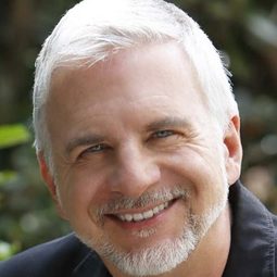 Ken Ralston - 雷·哈里豪森：特效巨人演員 飾演Self