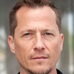 Corin Nemec - Pet Investigators演員 飾演Jerry Thornton