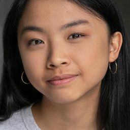 Talia Pua 飾演 Mei-Ling Wong