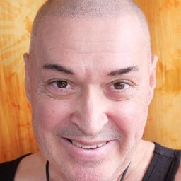 Christian Jarder - 犧牲演員 飾演