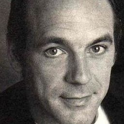 Maurizio Fardo 飾演 Maurizio