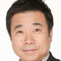 三宅裕司 飾演 Osamu Fujioka