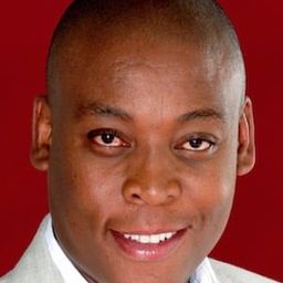 瑞普拉納·賽斐默 飾演 Ferreira