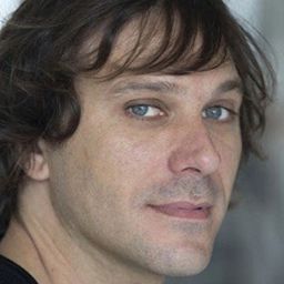 Fred Blin 飾演 Animateur