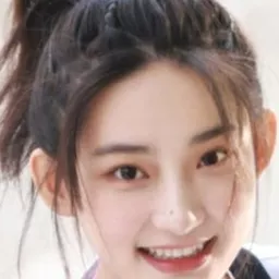 程思涵 飾演 Ya Ti