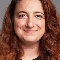 Gülçin Kültür Şahin 飾演 Hatice