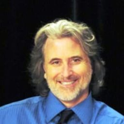 Marc Wasserman 飾演 