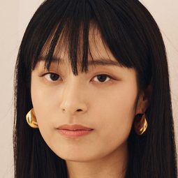 Bella Kim - 束草的冬天演員 飾演Soo-Ha