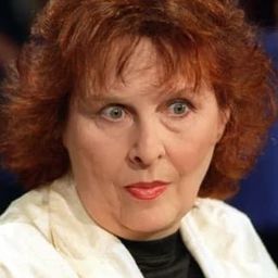 Ortrud Beginnen 飾演 Betty