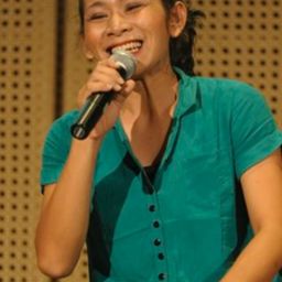 Nunung Deni Puspitasari 飾演 