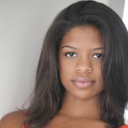 Reilly Brooke Stith - 扭曲人演員 飾演Charlotte