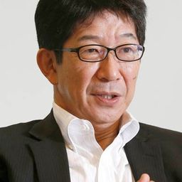 Takaaki Kabuto 飾演 Coco's Father