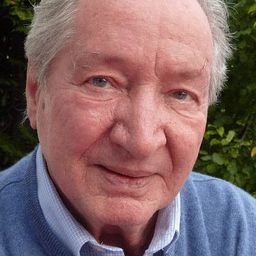 Roger Jendly 飾演 Customer of Isabelle's Sister