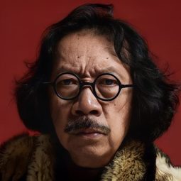 Somlek Sakdikul 飾演 Nu