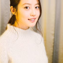 Imada Mio 飾演 濱村瞳