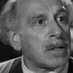 Martin Miller 飾演 Dr. Hans Tautz