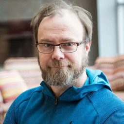 Kimmo Taavila 飾演 Peippo