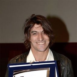 Giovanni La Parola 飾演 Jimmy