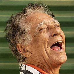 Neville D'Almeida - 巴士上的夫人導演