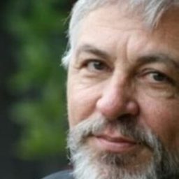 John Slade 飾演 Mason