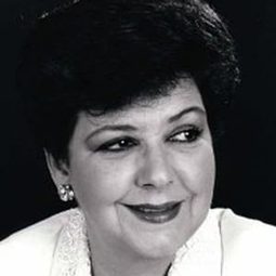 Griselda Nogueras 飾演 Monica