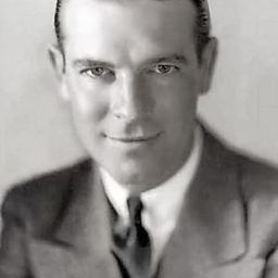 Lawrence Gray 飾演 Hugh Jackson