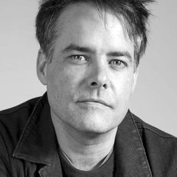 賽巴斯蒂安·雷里奧 飾演 Alejandro