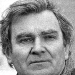 Marc Eyraud - 女僕日記演員 飾演Le secrétaire du commissaire