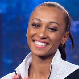 Ana Peleteiro 飾演 