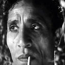 Mohamed Sobeih - 黑水風雲演員 飾演Menam