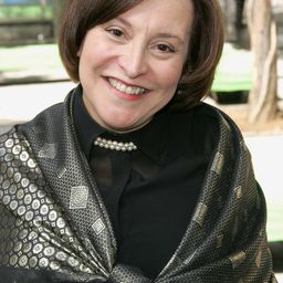 Belita Moreno - 燃眉追擊演員 飾演Jean Fowler