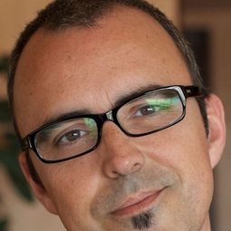 奧斯卡·柏貝蘭 - 小勇士大冒險演員 飾演Niall (voice)