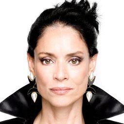 桑妮婭布拉嘉 飾演 Marcela