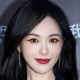 唐嫣 飾演 Ming Zhen