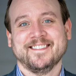 Brian Bell - 奪命網咖演員 飾演Masked Killer (uncredited)