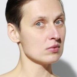 Agnieszka Piwowarska 飾演 Frau Kirschky