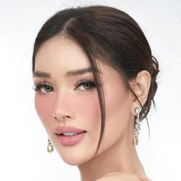 Francine Garcia 飾演 